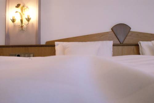 Imagen de la habitación del Hotel Garni Helvetia. Foto 8
