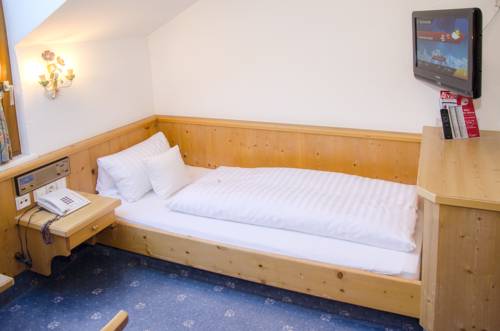 Imagen de la habitación del Hotel Garni Helvetia. Foto 9