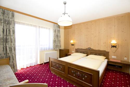 Imagen de la habitación del Hotel Garni Hochwurzen. Foto 3