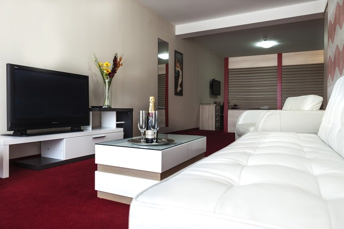 Imagen general del Hotel Garni Hotel City Code Vizura. Foto 4