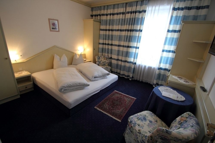 Imagen de la habitación del Hotel Garni Hubertus. Foto 4