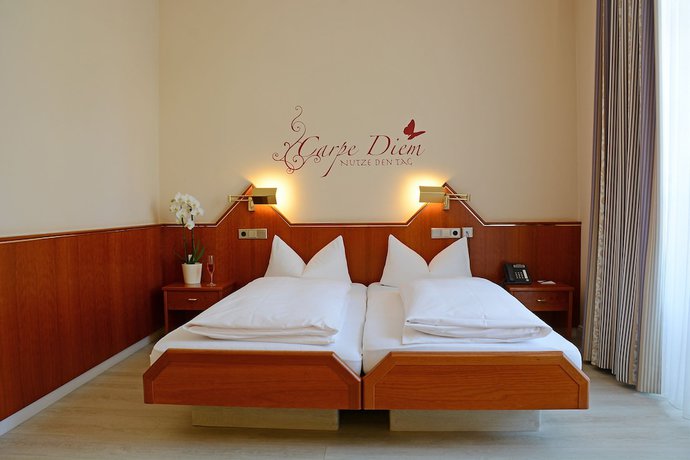 Imagen de la habitación del Hotel Garni Kaiserstuhl. Foto 4