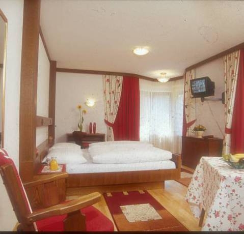 Imagen general del Hotel Garni Klausnerhof. Foto 15