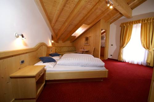 Imagen de la habitación del Hotel Garni La Ciasota. Foto 11