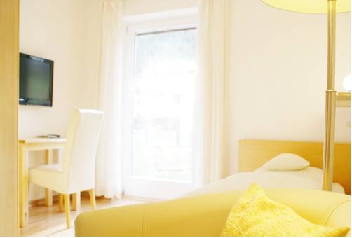 Imagen de la habitación del Hotel Garni Landhaus Sonnenstern. Foto 11