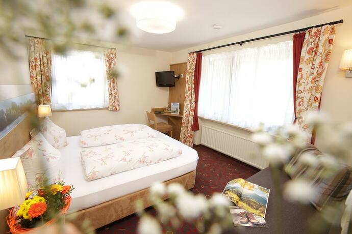 Imagen general del Hotel Garni Landhaus Traunbachh&auml;usl. Foto 3