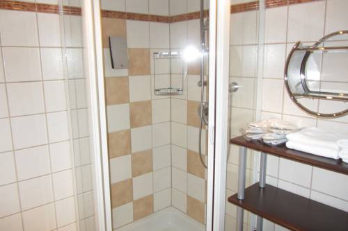 Imagen de la habitación del Hotel Garni Landhaus Trenkenbach. Foto 8