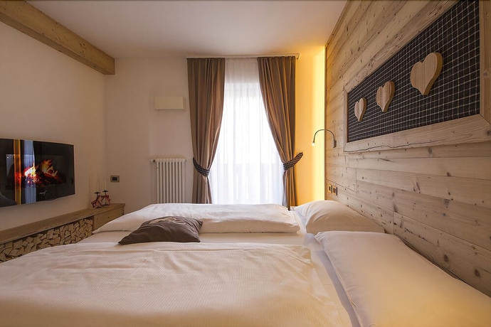 Imagen de la habitación del Hotel Garni Lastei. Foto 4