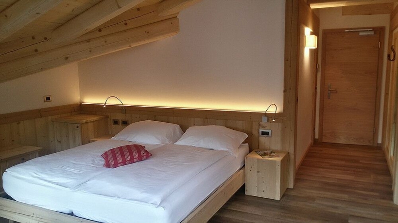 Imagen de la habitación del Hotel Garni Lastei. Foto 11
