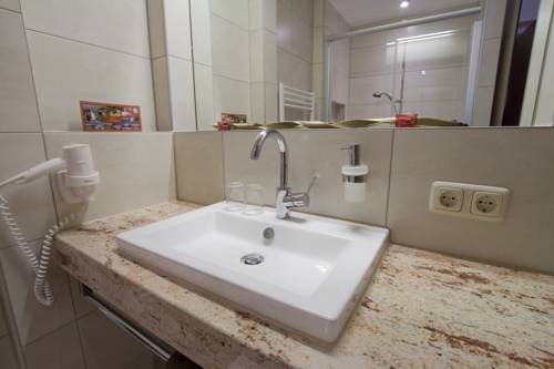 Imagen de la habitación del Hotel Garni Lawens. Foto 16