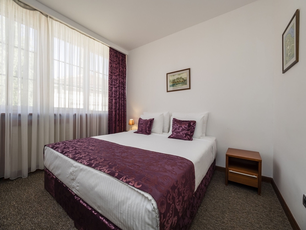 Imagen de la habitación del Hotel Garni Le Petit Piaf. Foto 4