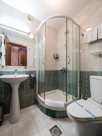 Imagen de la habitación del Hotel Garni Le Petit Piaf. Foto 9