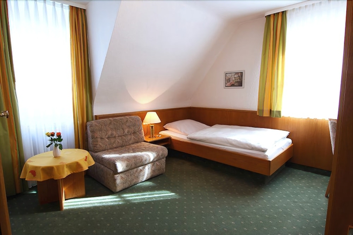 Imagen de la habitación del Hotel Garni Lehrertal. Foto 7