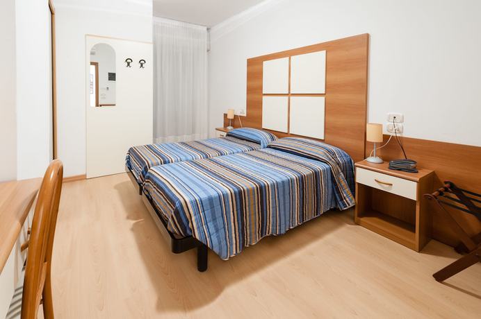Imagen de la habitación del Hotel Garni Losanna. Foto 10