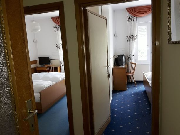 Imagen de la habitación del Hotel Garni Lux. Foto 2