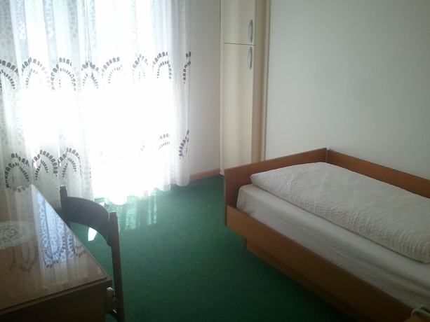 Imagen de la habitación del Hotel Garni Lux. Foto 4