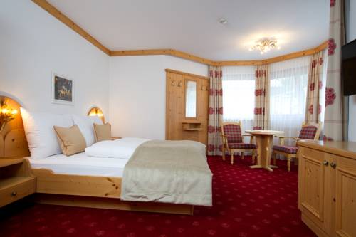 Imagen de la habitación del Hotel Garni Maria Theresia. Foto 2