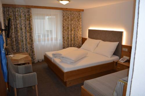 Imagen de la habitación del Hotel Garni Maria Theresia. Foto 4