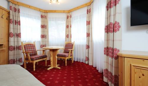 Imagen de la habitación del Hotel Garni Maria Theresia. Foto 5