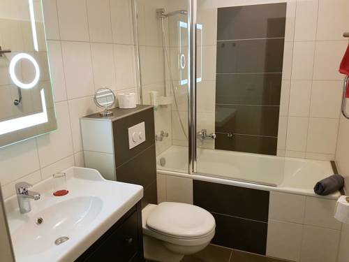 Imagen de la habitación del Hotel Garni Marktterrassen. Foto 16