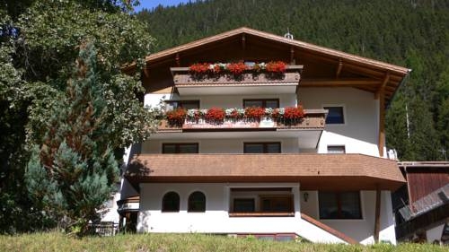 Imagen general del Hotel Garni Mathonerhof. Foto 2