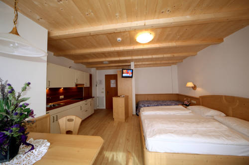 Imagen de la habitación del Hotel Garni Miriam. Foto 1