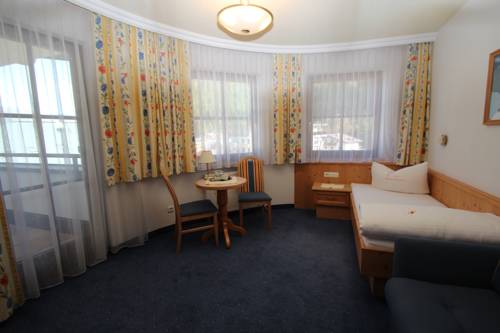 Imagen de la habitación del Hotel Garni Monte Bianco. Foto 9