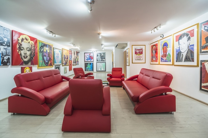 Imagen del bar/restaurante del Hotel Garni Múza. Foto 2