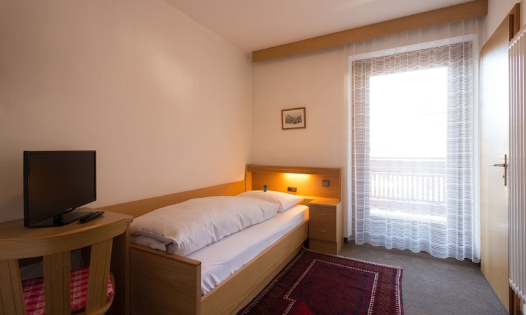 Imagen de la habitación del Hotel Garni Niederbacher. Foto 5