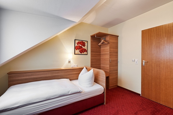 Imagen de la habitación del Hotel Garni Nuernberger Trichter. Foto 4