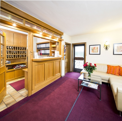 Imagen de los interiores del Hotel Garni Nuernberger Trichter. Foto 19