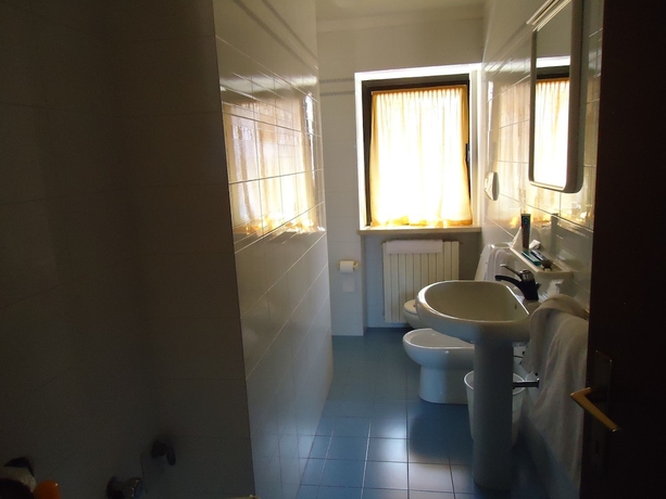 Imagen de la habitación del Hotel Garni Onda. Foto 15