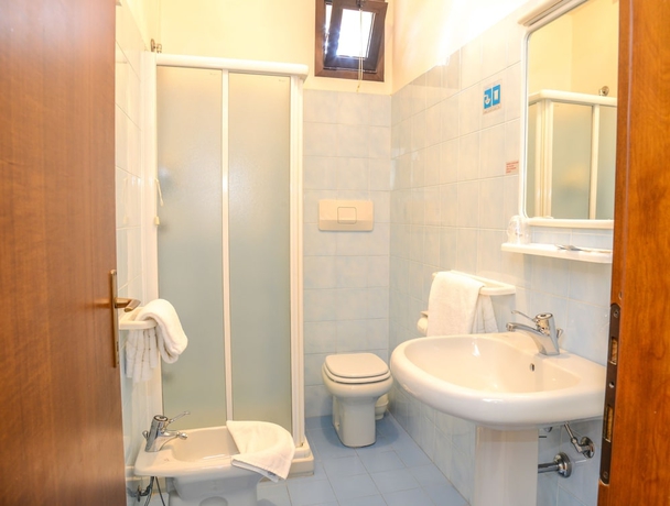 Imagen de la habitación del Hotel Garni Onda. Foto 17