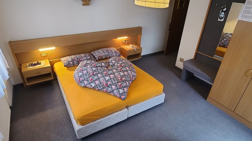 Imagen de la habitación del Hotel Garni Ongaro. Foto 6