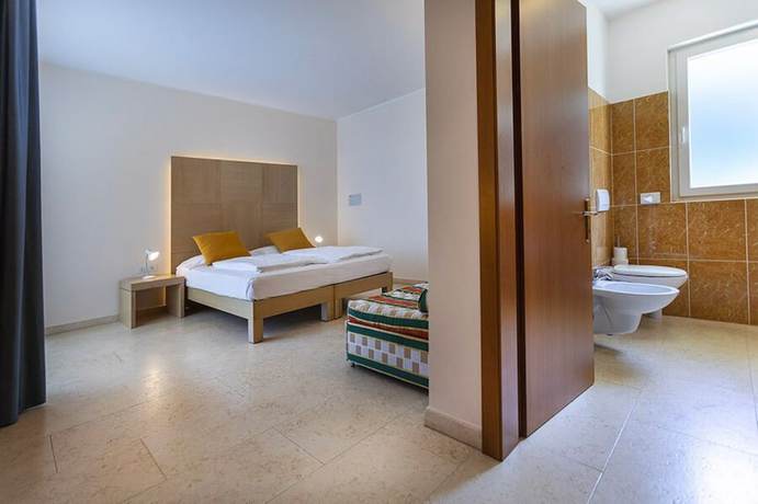 Imagen de la habitación del Hotel Garni Orchidea. Foto 6