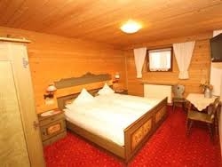 Imagen de la habitación del Hotel Garni Panoramik. Foto 3