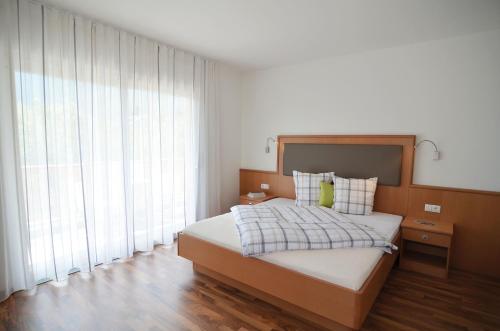 Imagen de la habitación del Hotel Garni Peterlinhof. Foto 8