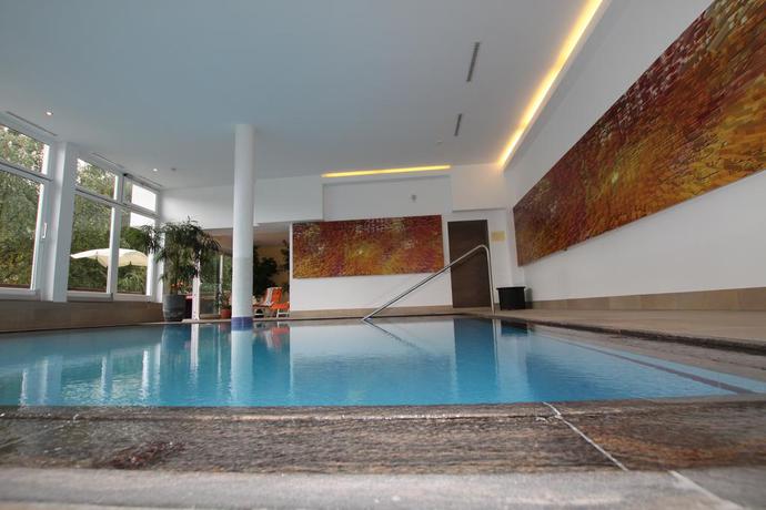Imagen de la piscina del Hotel Garni Philipp. Foto 9