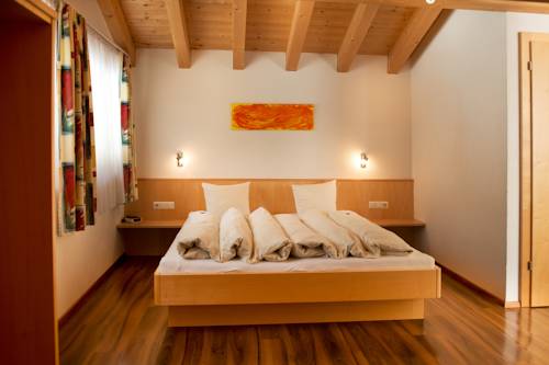 Imagen de la habitación del Hotel Garni Ragaz. Foto 4