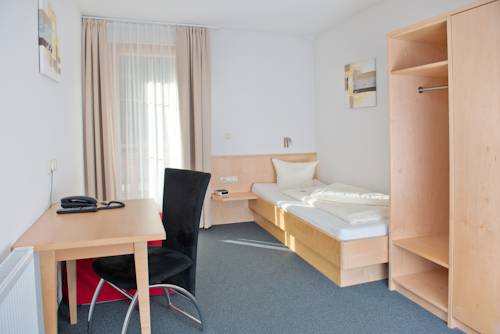 Imagen de la habitación del Hotel Garni Ragaz. Foto 11