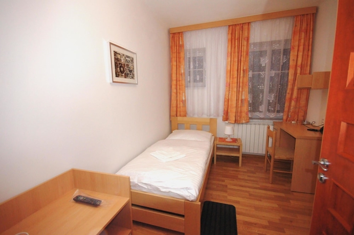 Imagen de la habitación del Hotel Garni Rambousek. Foto 2