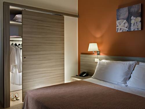 Imagen de la habitación del Hotel Garni Renania. Foto 7