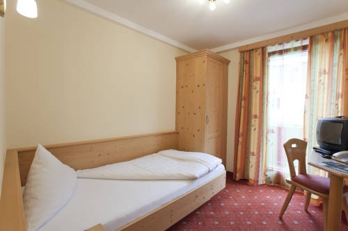 Imagen de la habitación del Hotel Garni Rifflsee. Foto 3