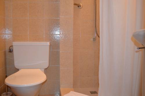 Imagen de la habitación del Hotel Garni Rivabella Au Lac. Foto 15