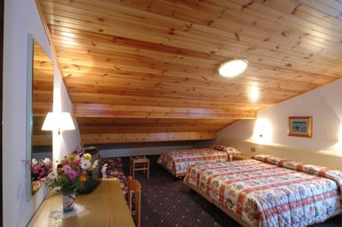 Imagen de la habitación del Hotel Garni Roberta. Foto 5