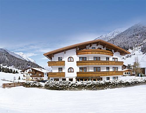 Imagen de los interiores del Hotel Garni Romantika. Foto 10