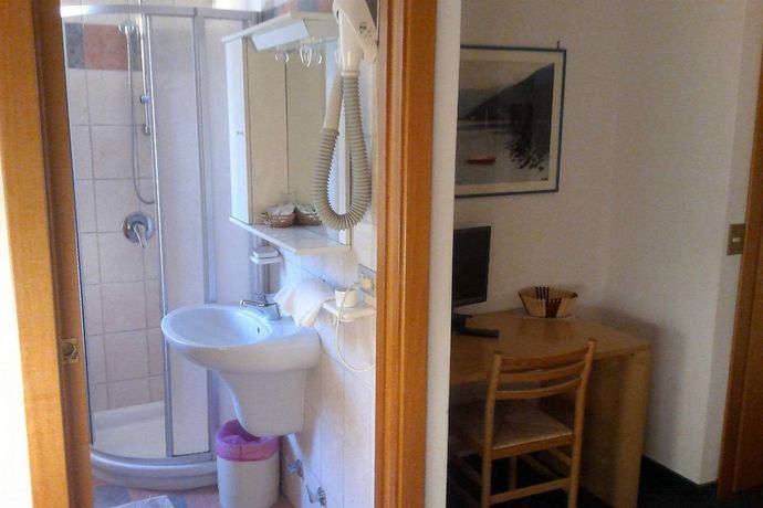 Imagen de la habitación del Hotel Garni Rosa. Foto 8