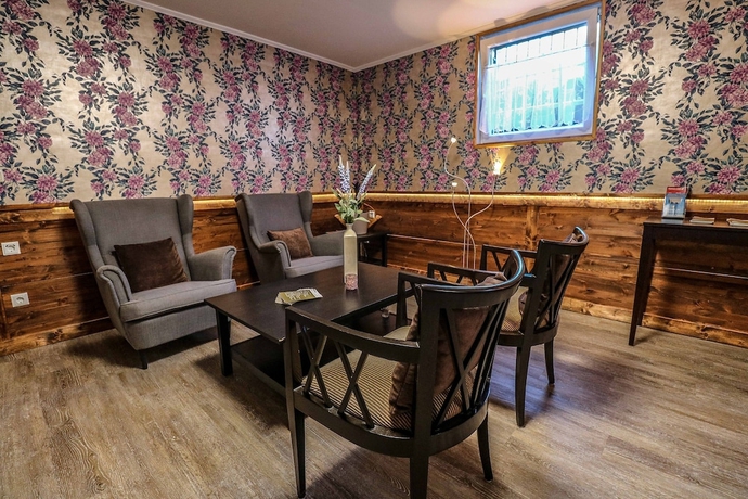 Imagen del bar/restaurante del Hotel Garni Rödelheimer Hof. Foto 2