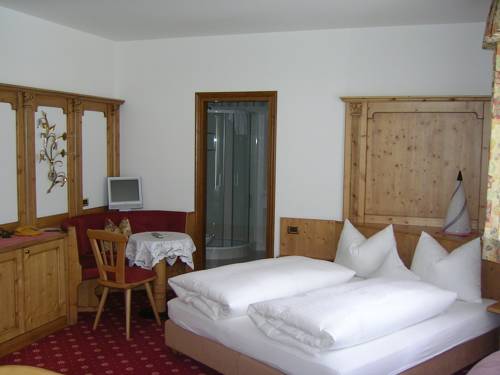 Imagen de la habitación del Hotel Garni Royal. Foto 6