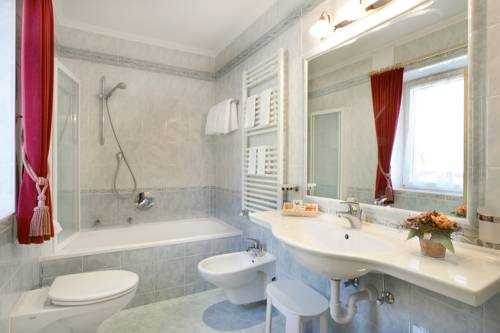 Imagen de la habitación del Hotel Garni Schenk. Foto 12